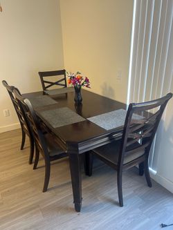 Wooden Dining Table, 4 Chairs, and Leaf