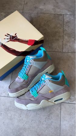 Jordan 4 Union Taupe