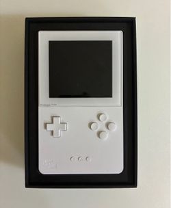 Analogue Pocket - White