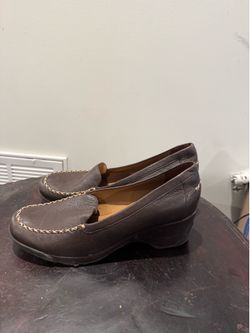 Nurture by Lamaze Dark Brown Leather Slip-On Loafers with Contrast Stitching 9.5