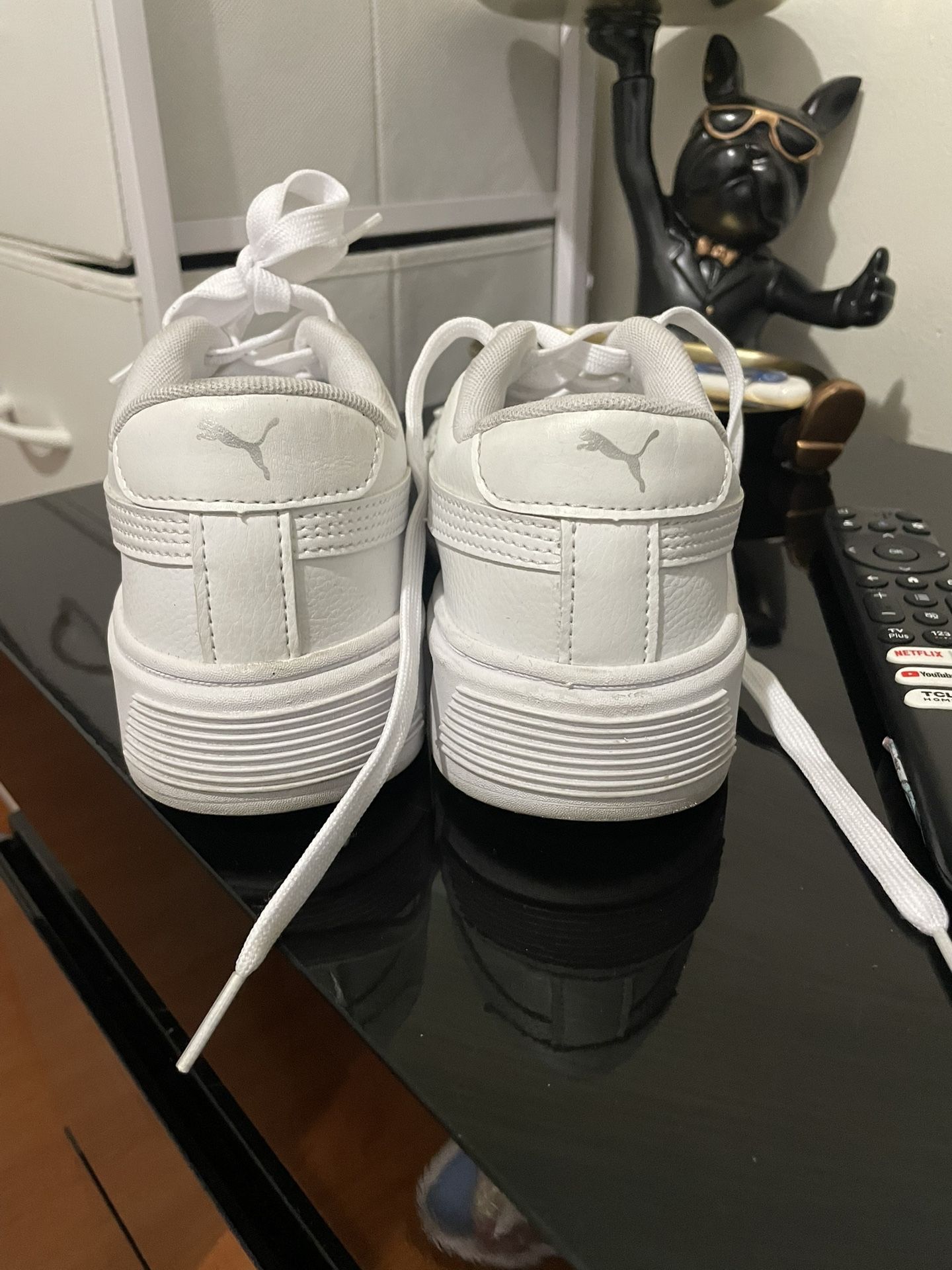 White Puma tennis shoes, size 6.5, lightly used