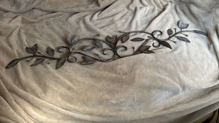 Metal Vine Leaf Wall Art Decor