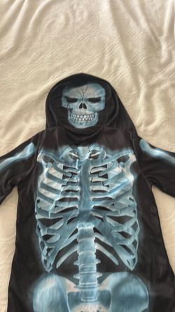 Halloween skeleton costume