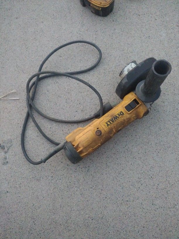 DeWalt Grinding