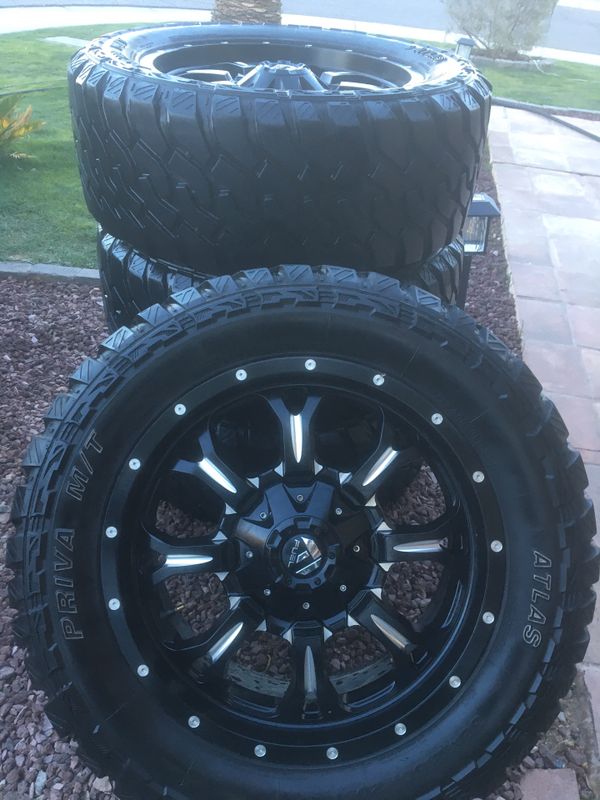 6 lug universal Fuel wheels 20 inch off road rims chevy silverado 80 M