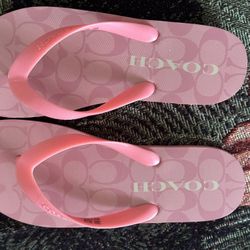 COACH  flip flops - Women’s size 8 