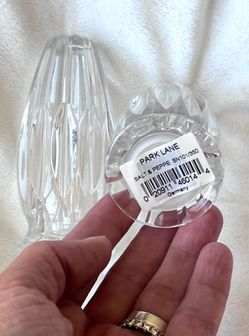 Brand New Mikasa Park Lane Heavy Crystal Salt & Pepper Shaker set - Germany 4”