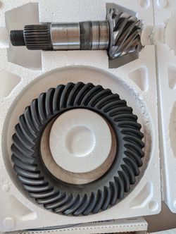 Dana 44/M220 4.10 Gears Front & Rear