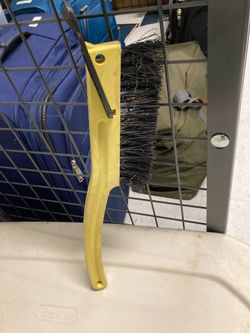 Yellow Snow car brush/ scraper