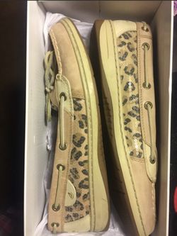 Angelfish Linen/ Leopard sequence sperry’s