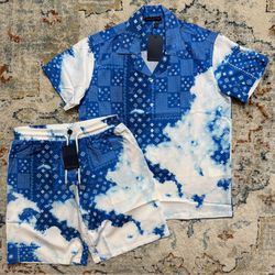 2 Piece Dress Set Men’s Size M/L 