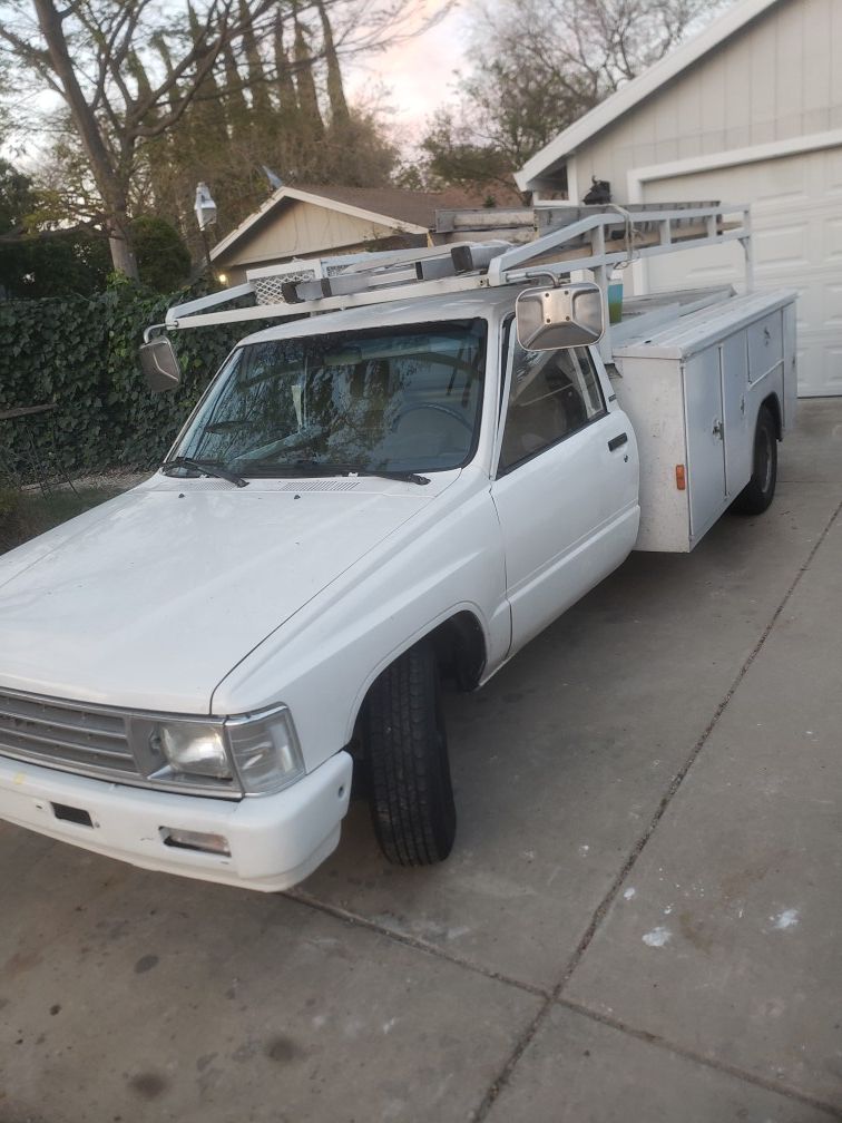 86 Toyota dually long bed
