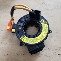 Sequoia 06 GENUINE TOYOTA SPIRAL CABLE ASSY. NEW.
