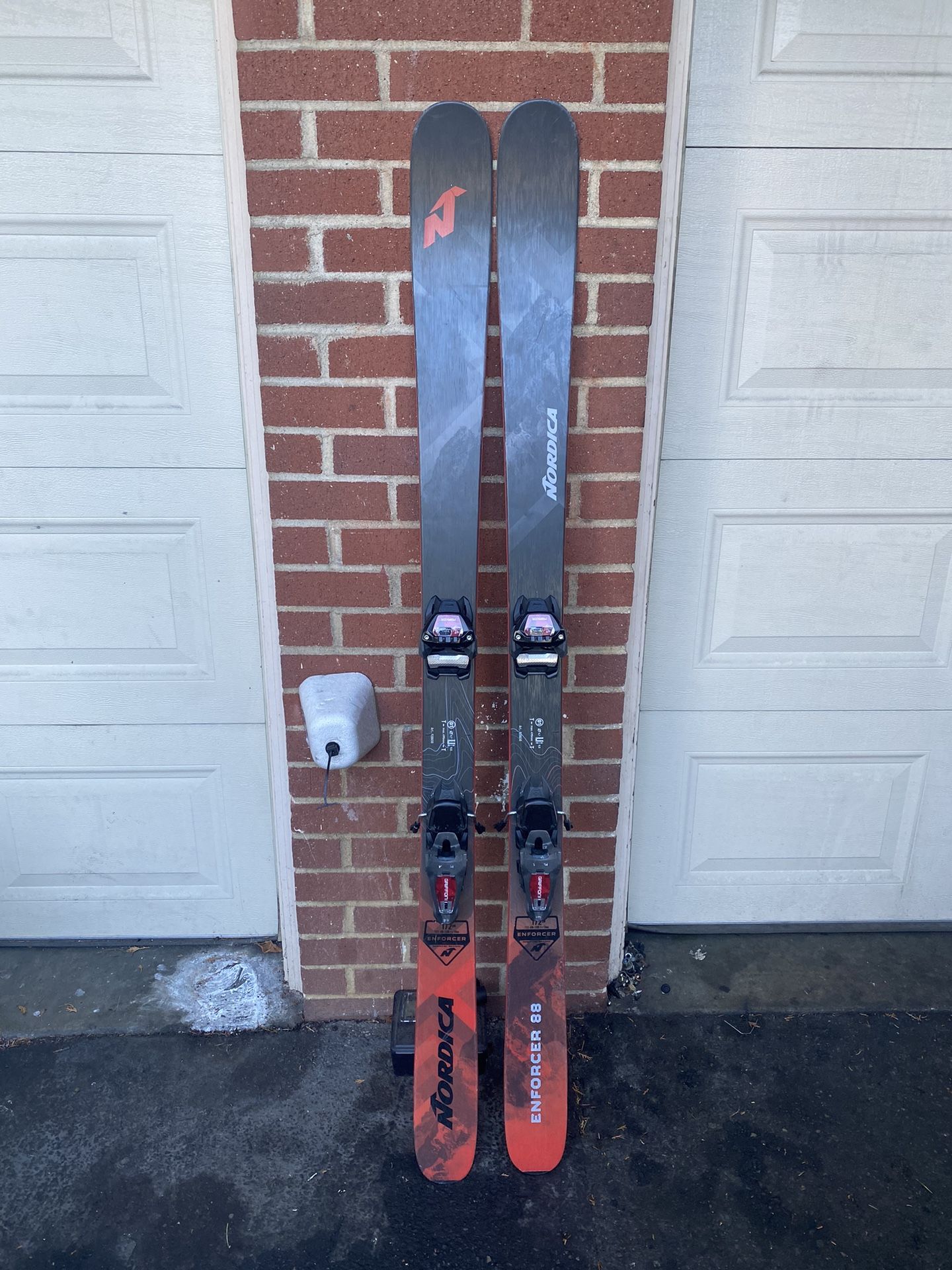 Nordica Enforcer 88 172cm W Marker Griffon 13