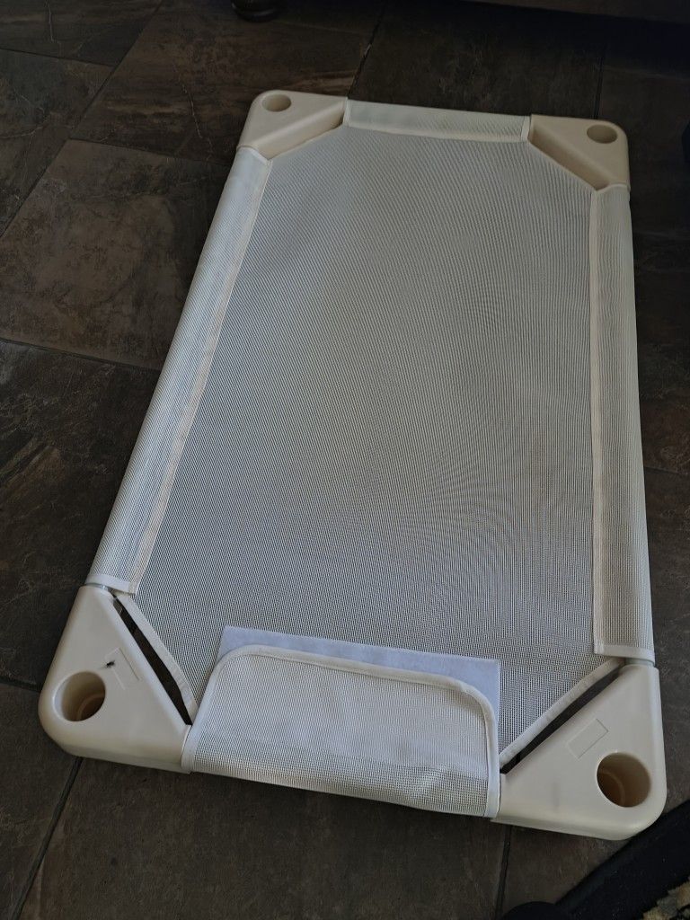 Cots Beige