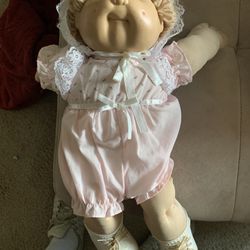 Old Xavier robbers cabbage patch doll