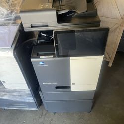 Konica Minolta Bizhub C3350i Color Copier Only 300 Copies in it