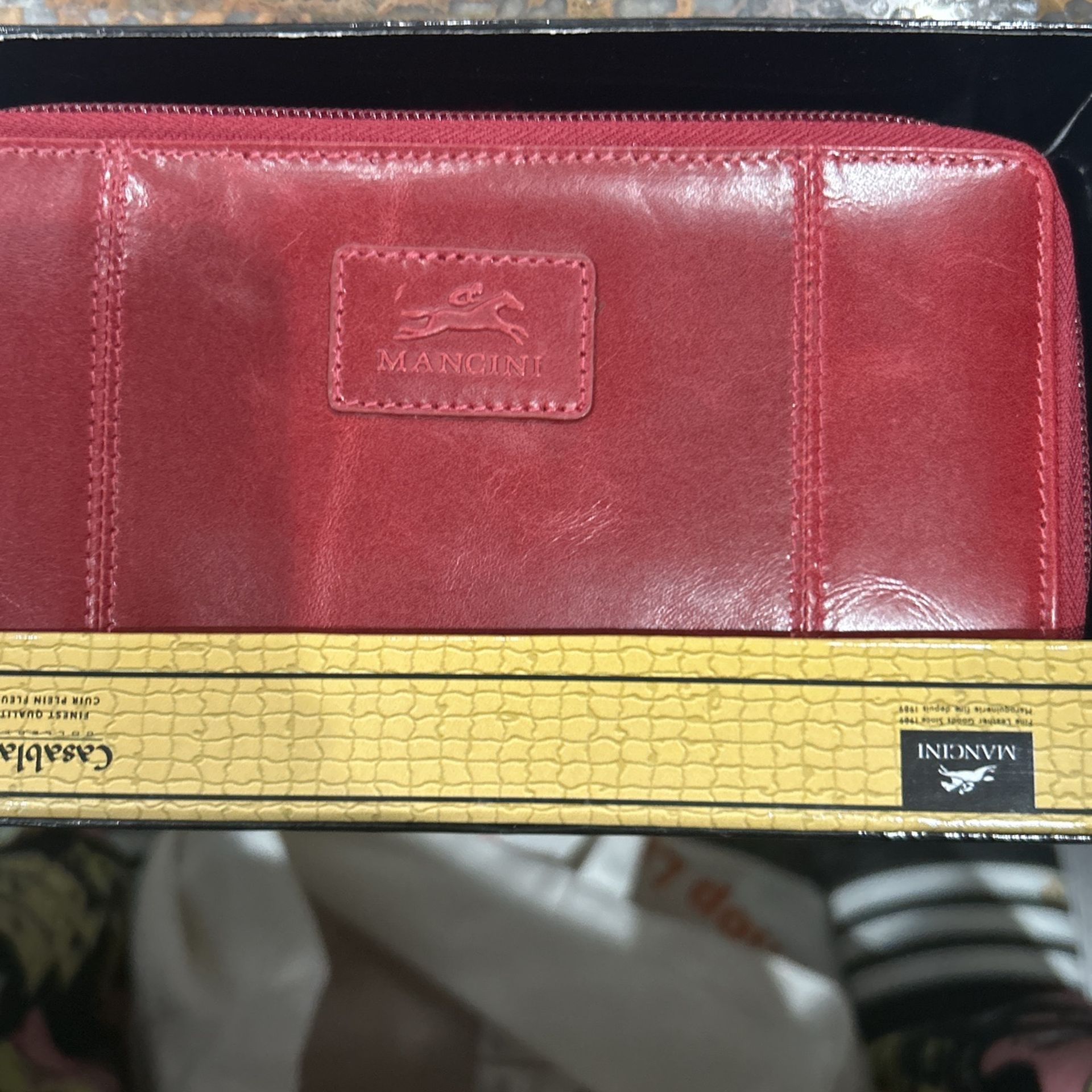 Casablanca Collection: Ladies’ Small RFID Clutch Wallet