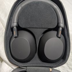 Sony WH-1000XM5 Headphones 