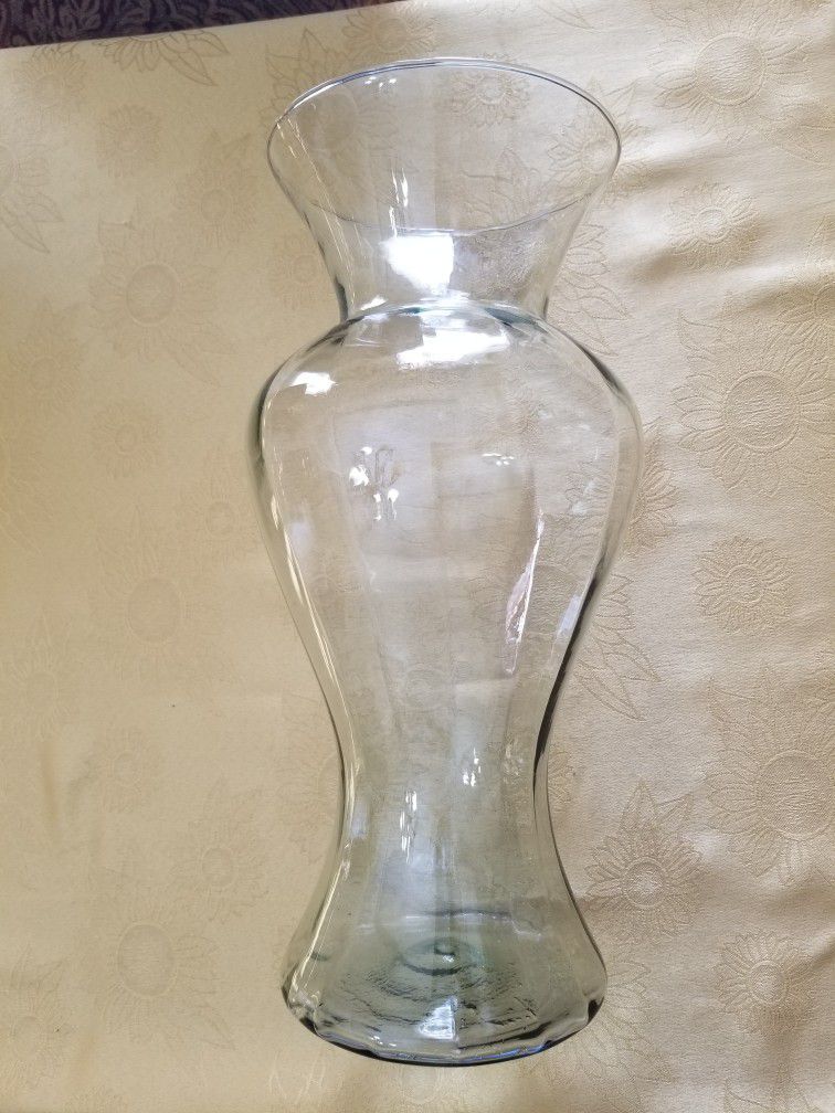 Glass Flower Vase 15"