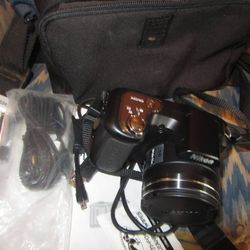 Nikon COOLPIX L100 10.0MP Digital Camera – Black