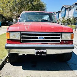 1990 FORD  F-250 XLT LARIAD 