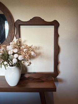 Solid Oak Scalloped Frame