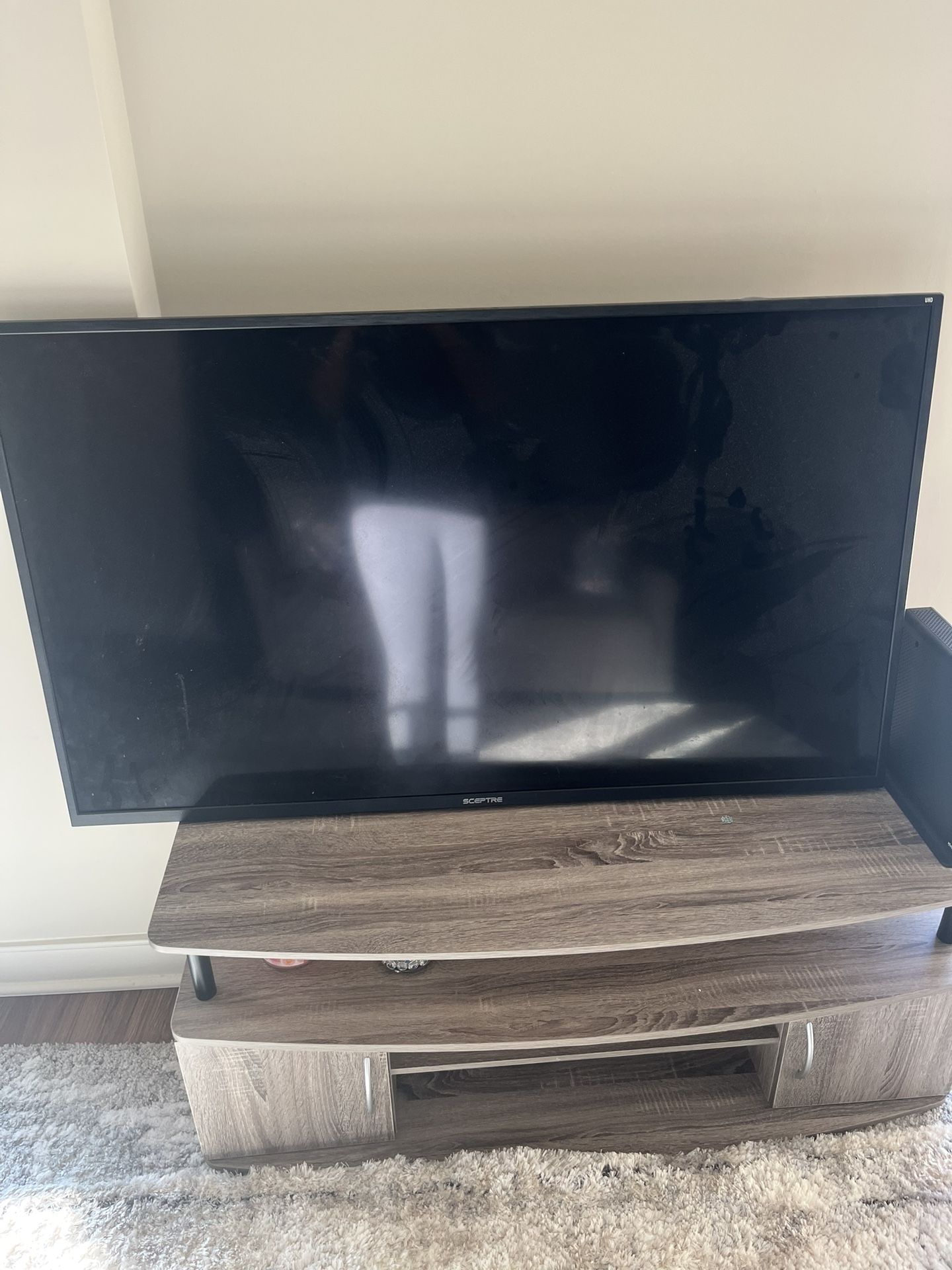 Flat Screen Tv