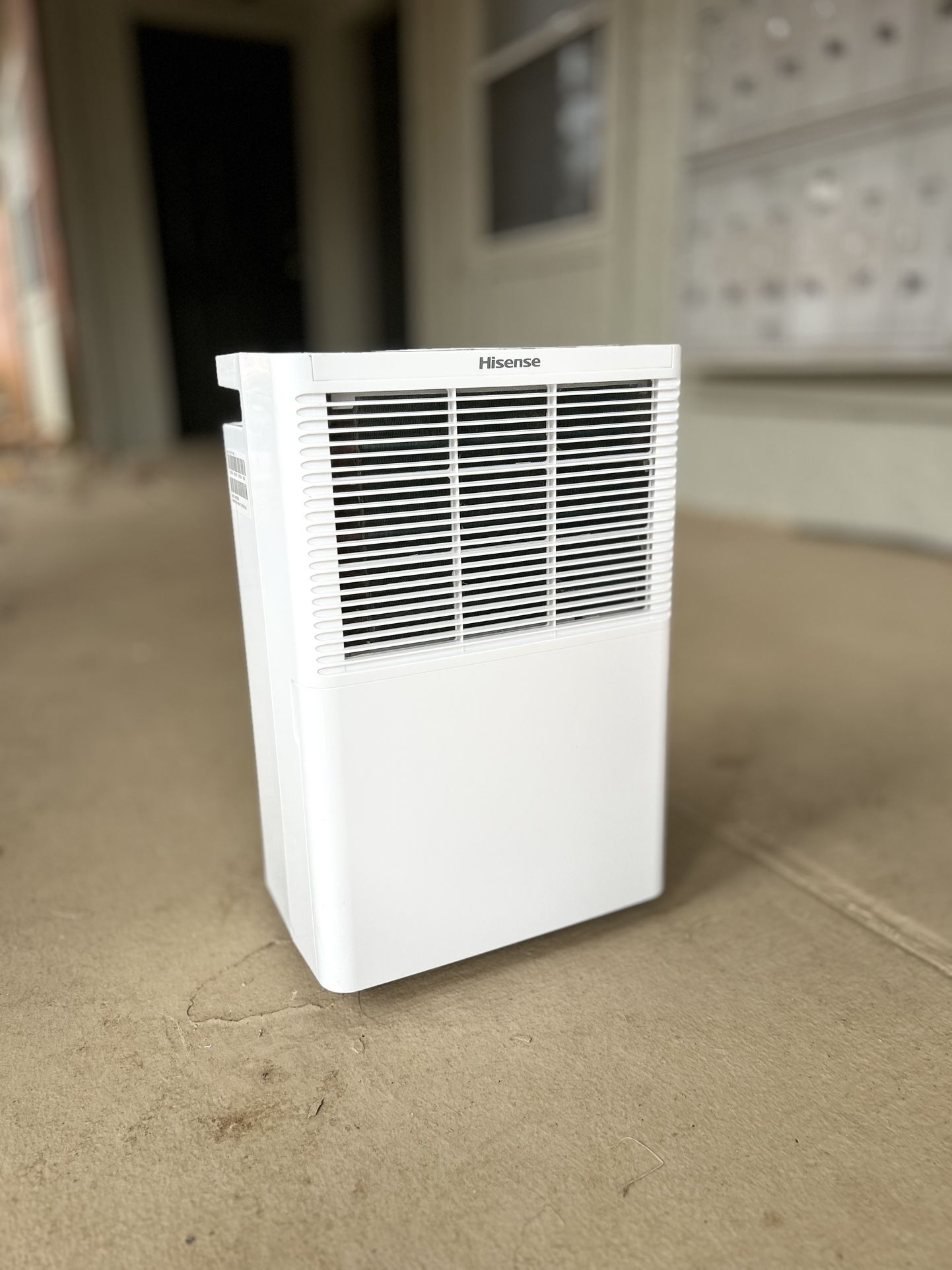 New Hisense Dehumidifier (35 pint)