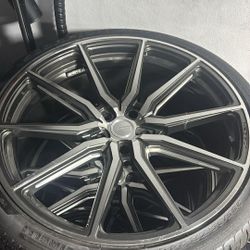 Mercedes G WAGON  24s W PIRELLI 