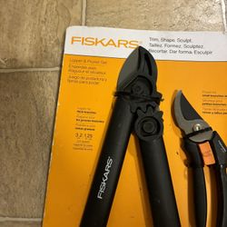 Fiskars Lopper and Pruner Set Black Orange New