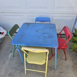 Table And 4 Chairs For Kids 