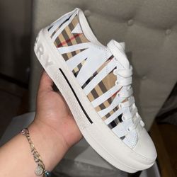 Burberry Shoes