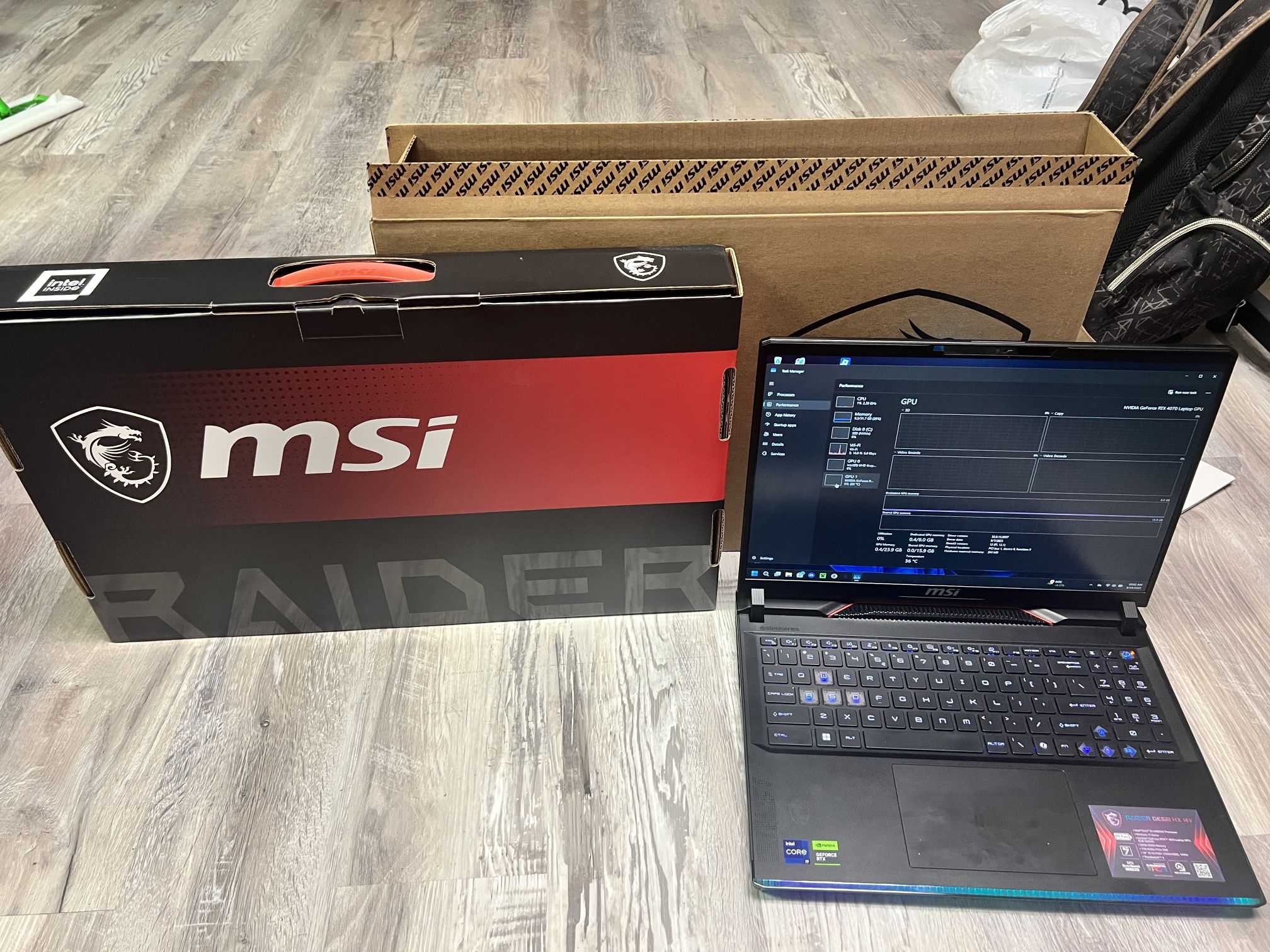 MSI Gaming Laptop GE68 HX 14V
