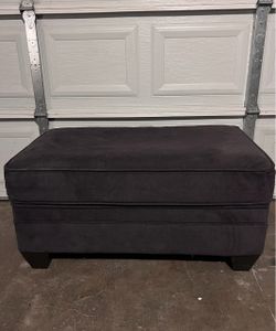 Storage ottoman