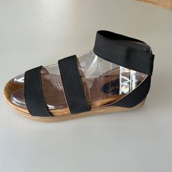 Bamboo "Kiki" Double Elastic Band Sandals, Black Size 8