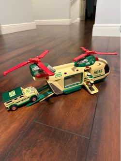 2001 VINTAGE HESS DIECAST Helicopter with SUV and Motorcycle