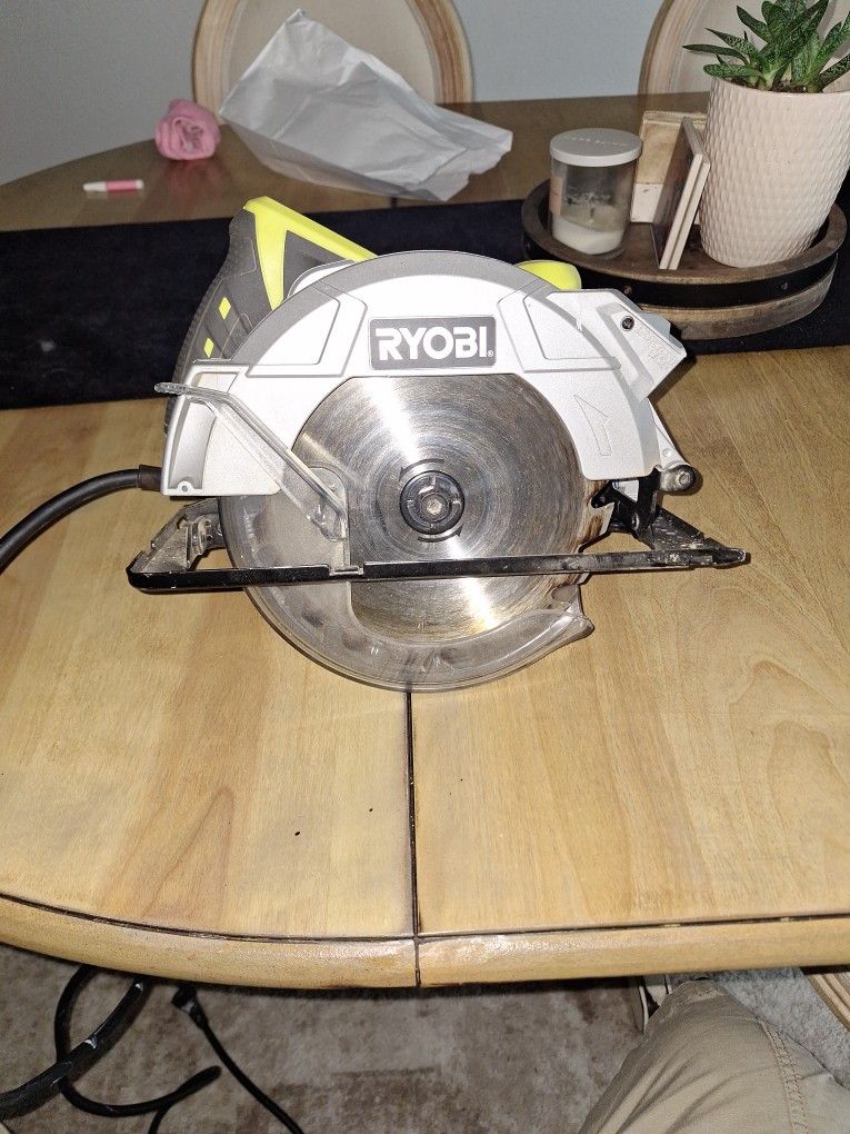 Ryobi Circular Saw