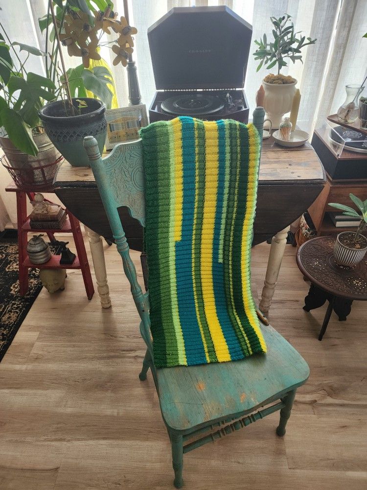 Knitted Throw Blanket