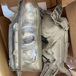 Toyota Head Light Housing Assembly 