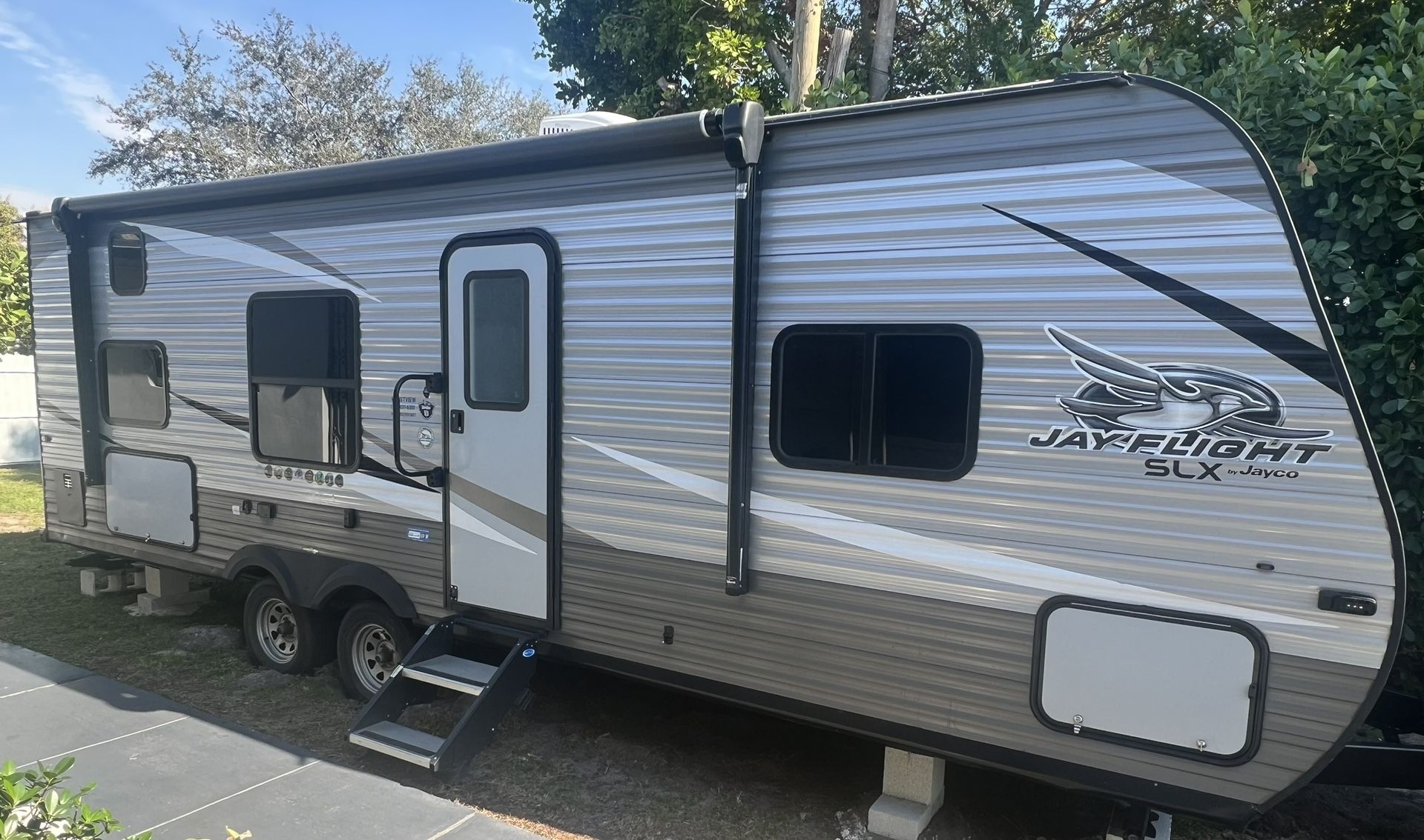 2021 Jayco Jay Flight SLX 8 224BH – Family-Ready, Clean & Loaded!