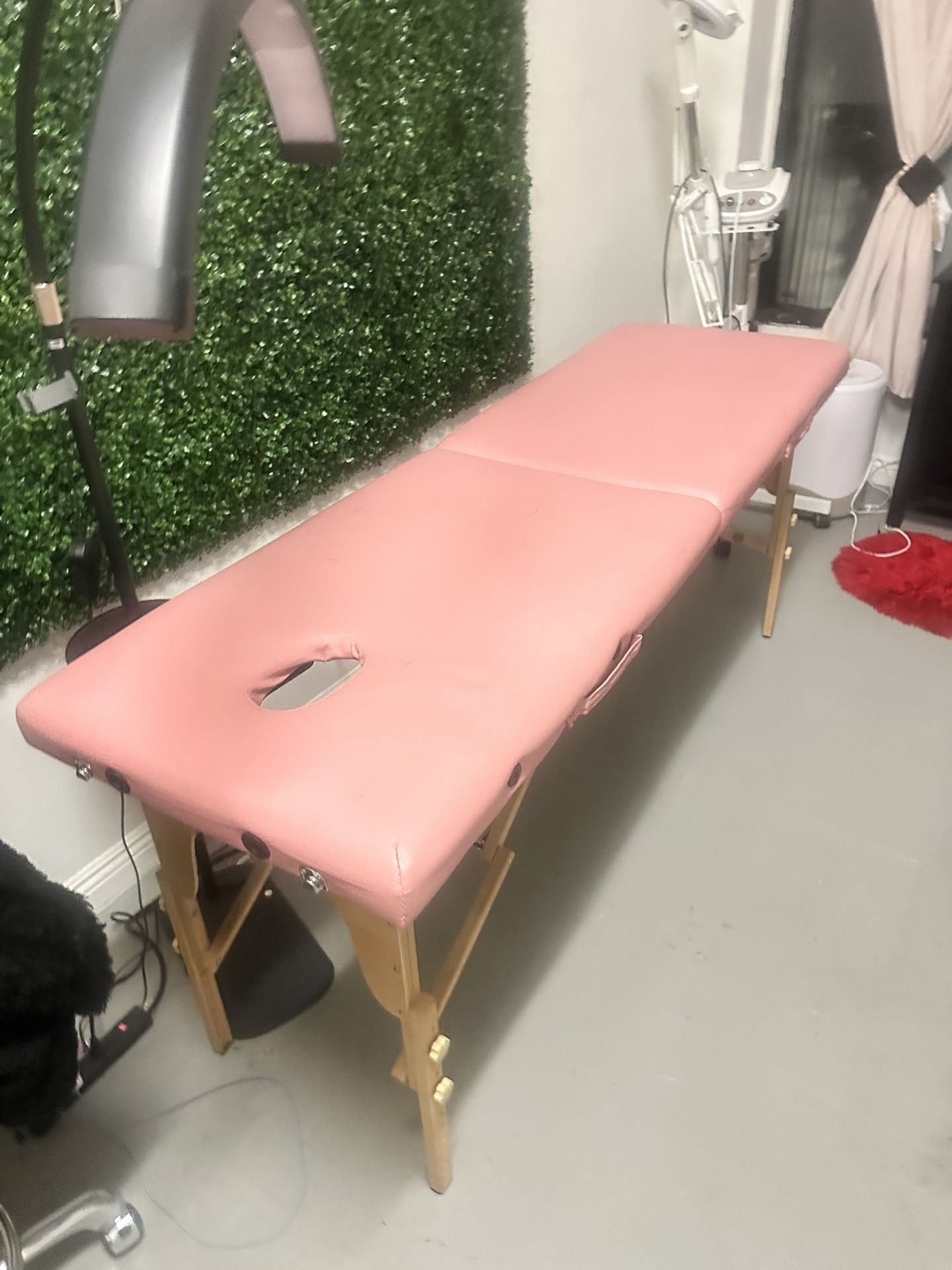 Used - Pink Massaging/ Tattoo Bed