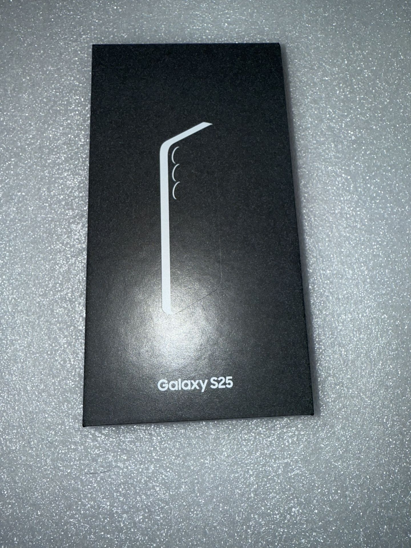 NEW SEALED Samsung Galaxy S25 256GB Navy Blue (UNLOCKED)