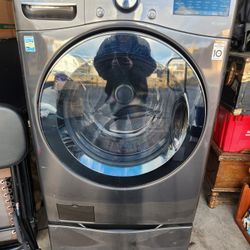 LG Washer/dryer COMBO With Warranty