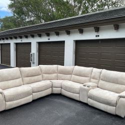 Sectional Couch/Sofa - Recliners - Beige - Delivery Available 🚛