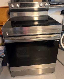 Samsung Electrical Range - Brand New
