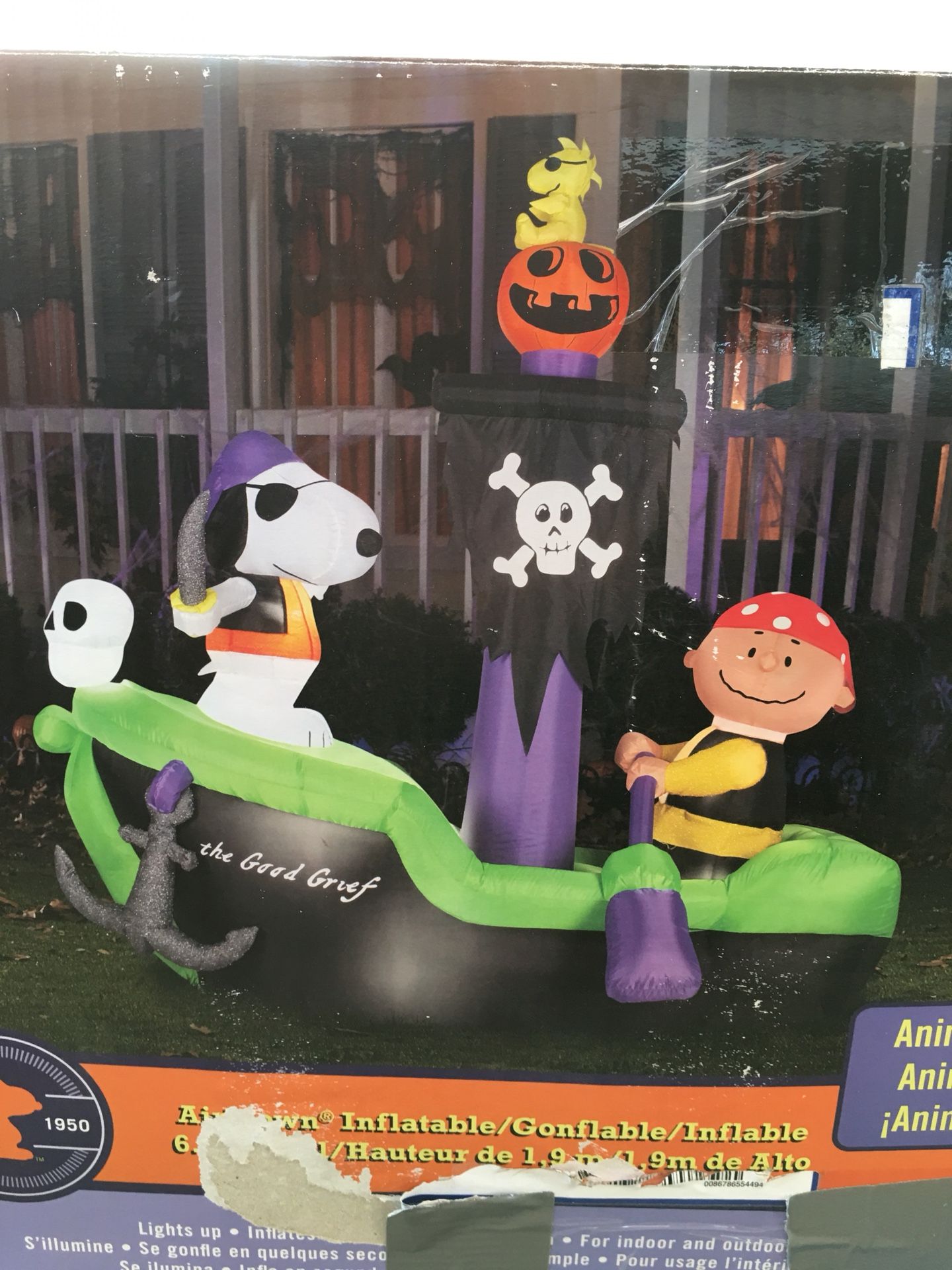 Gemmy Peanuts Halloween Inflatable Pirate Ship