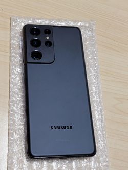 Samsung s21 ultra 128GB UNLOCKED in excellent condition. Price is firm. Store Pick Up Only.