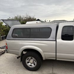 Tacoma Camper Shell 95-04