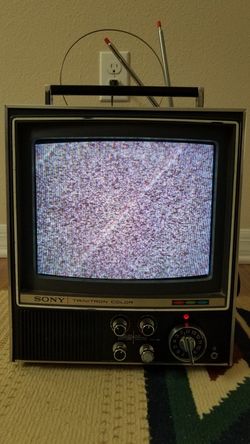Sony 9" color kv9000u vintage TV